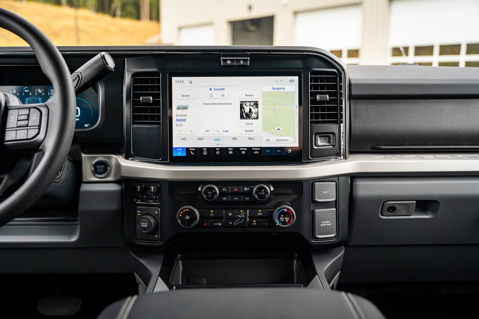 2027 Ford F-350SD XLT DRW