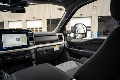 2027 Ford F-350SD XLT DRW