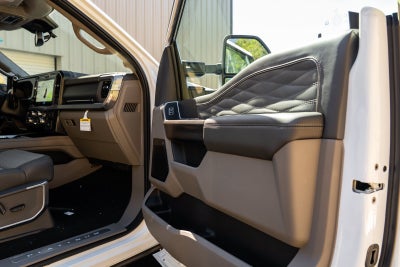 2027 Ford F-350SD Platinum DRW