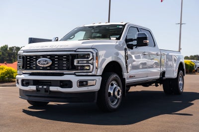 2027 Ford F-350SD Platinum DRW