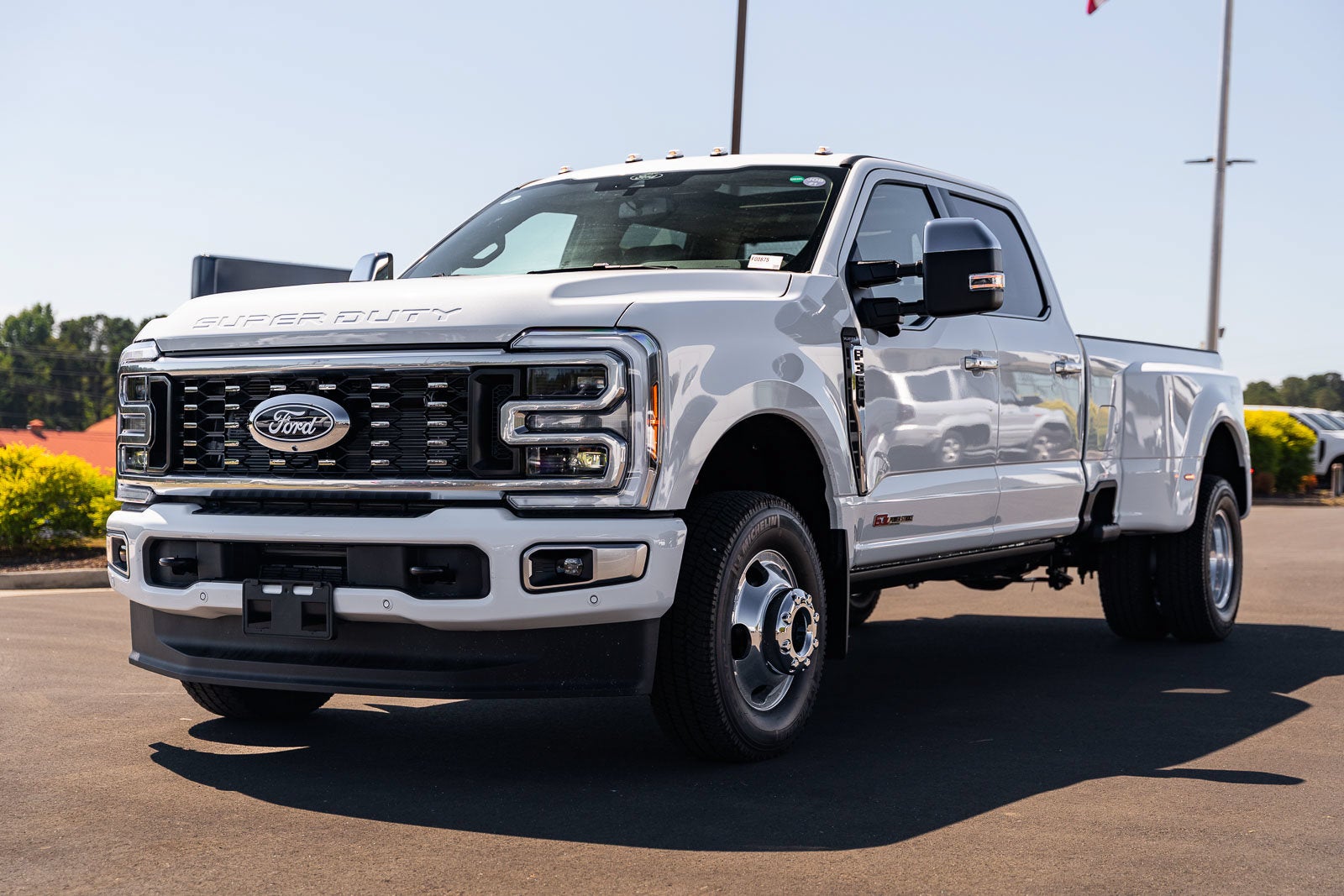 2027 Ford F-350SD Platinum DRW