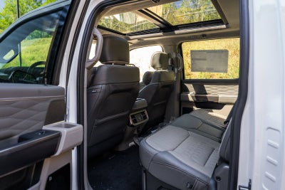 2027 Ford F-350SD Platinum DRW