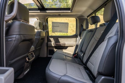 2027 Ford F-350SD Platinum DRW