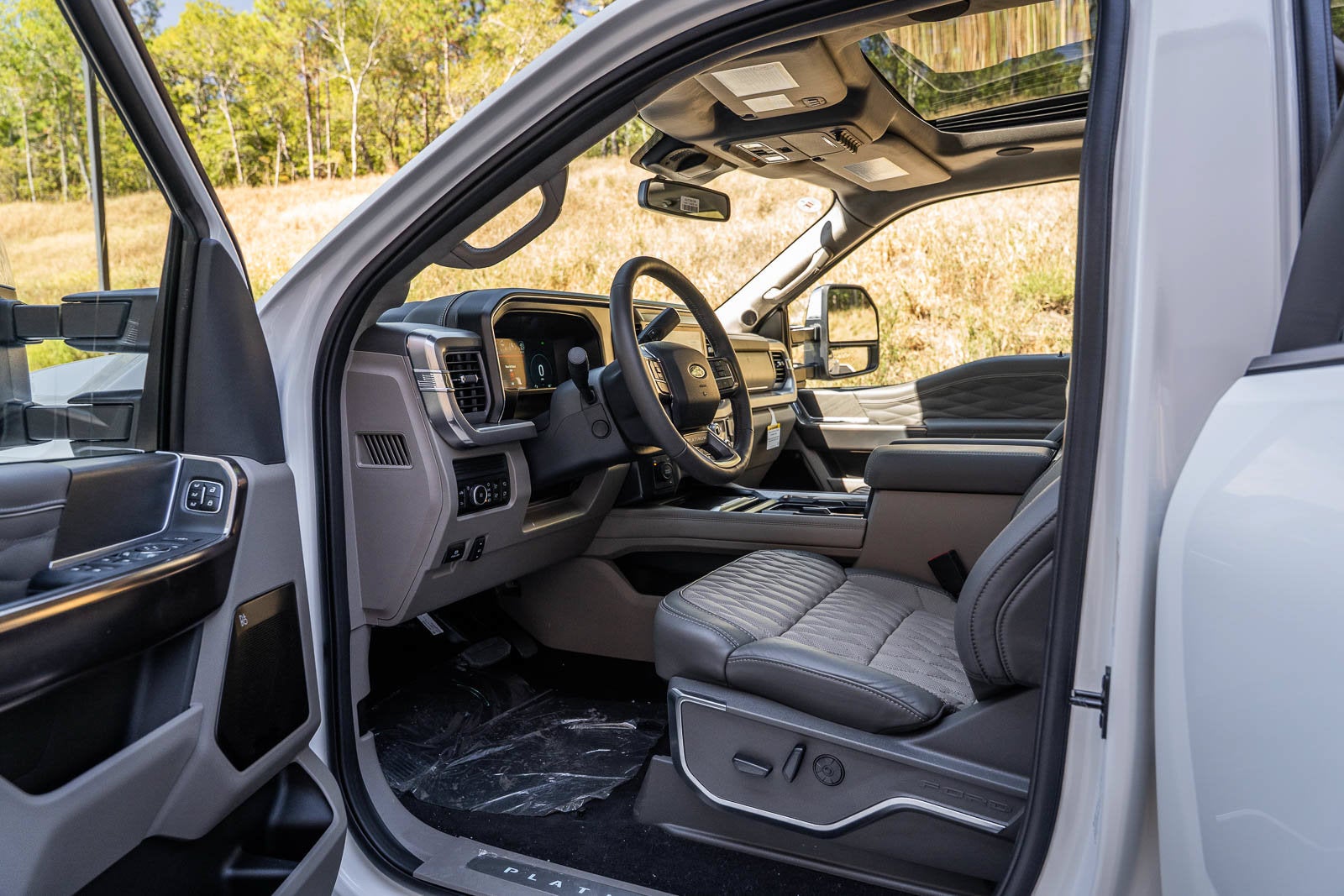2027 Ford F-350SD Platinum DRW