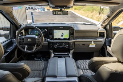 2027 Ford F-350SD Platinum DRW