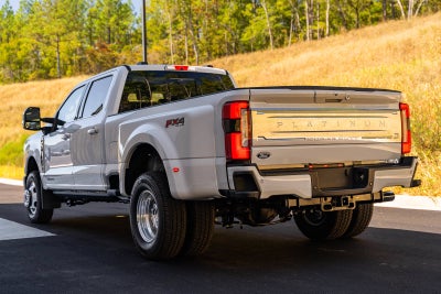 2027 Ford F-350SD Platinum DRW