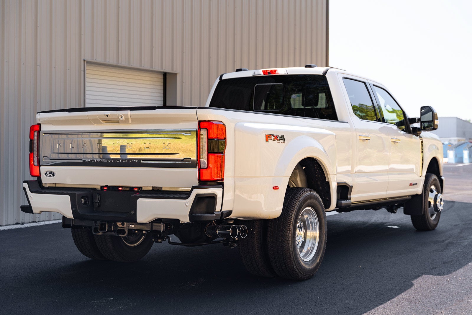 2027 Ford F-350SD Platinum DRW