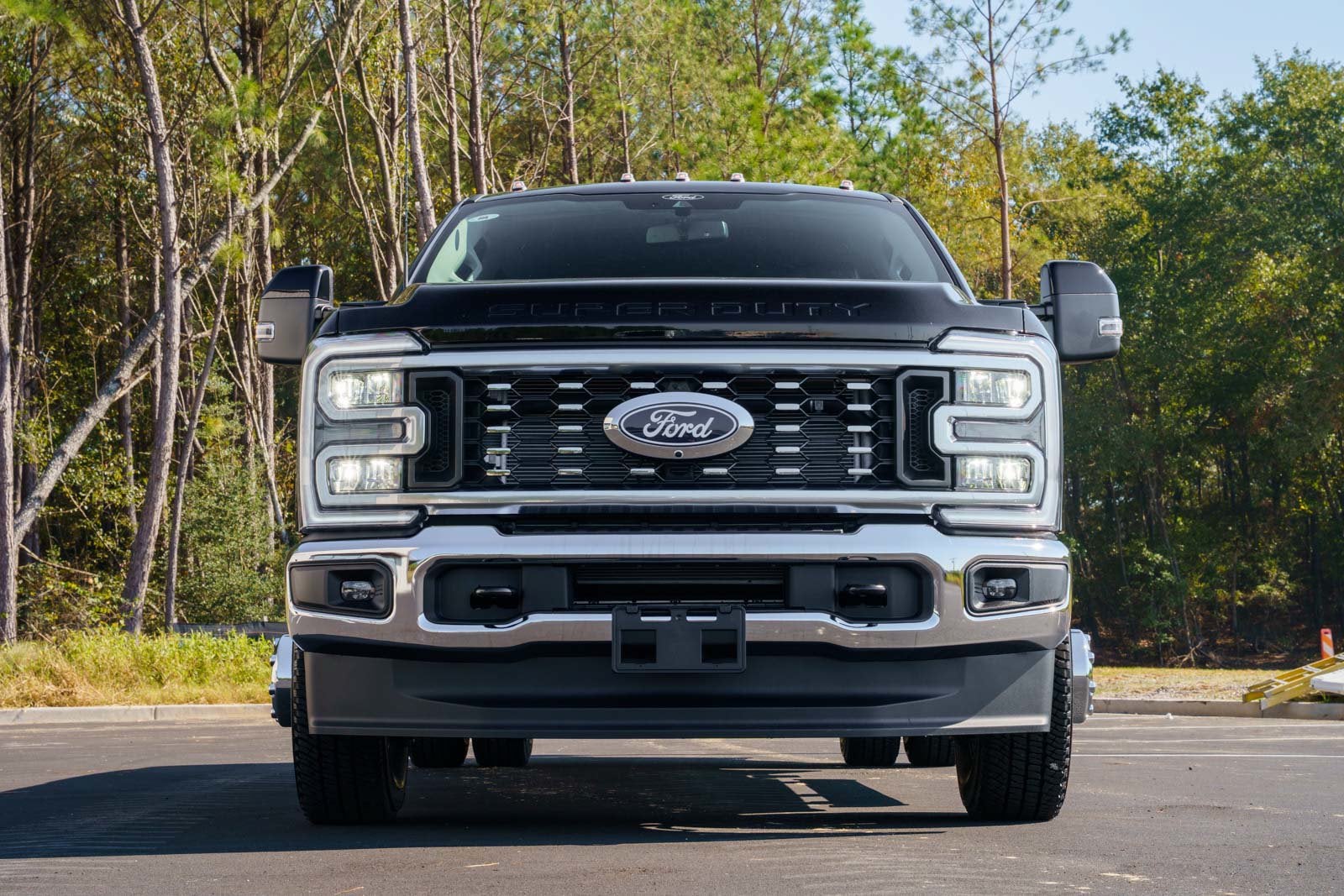 2027 Ford F-350SD Lariat DRW