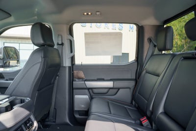2027 Ford F-350SD Lariat DRW
