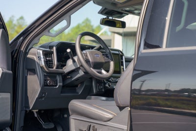 2027 Ford F-350SD Lariat DRW
