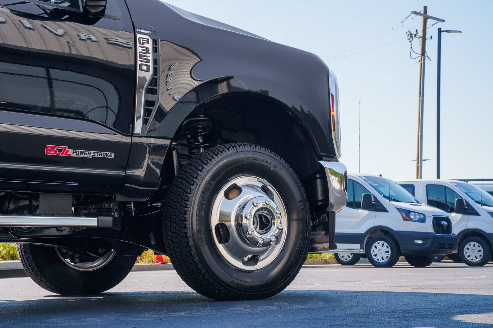 2027 Ford F-350SD Lariat DRW