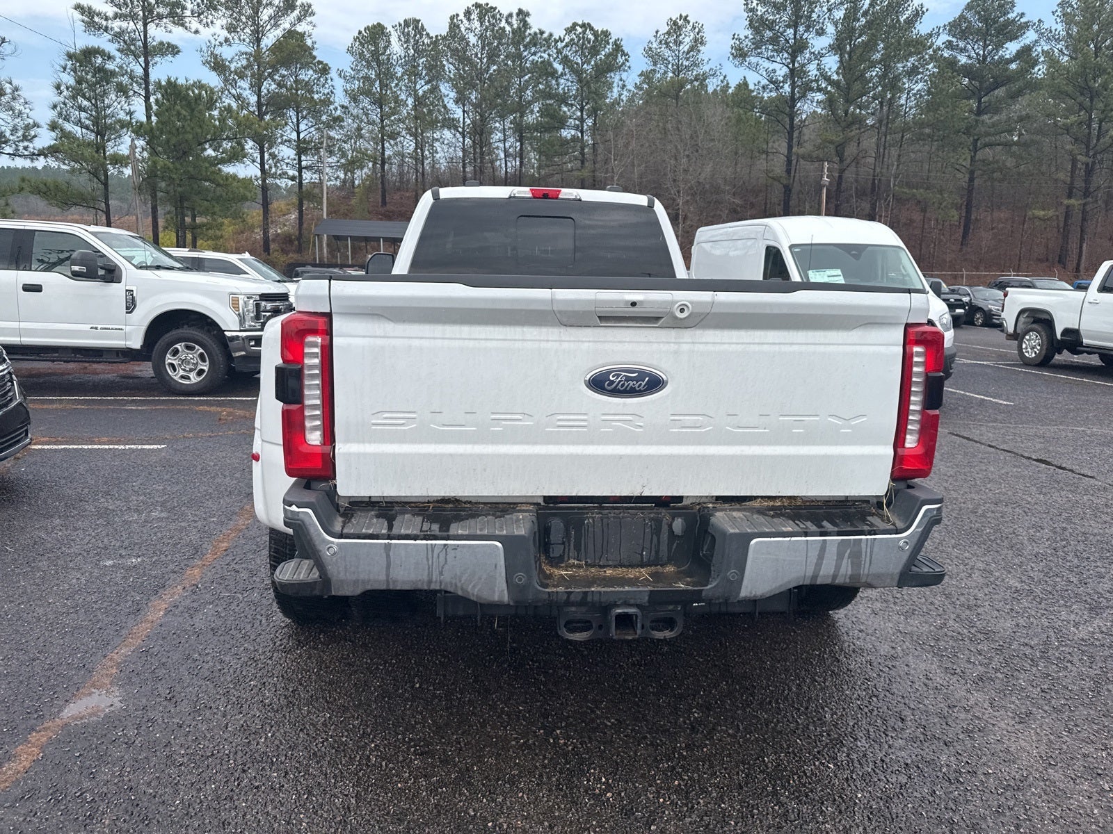 2024 Ford F-350SD Lariat DRW