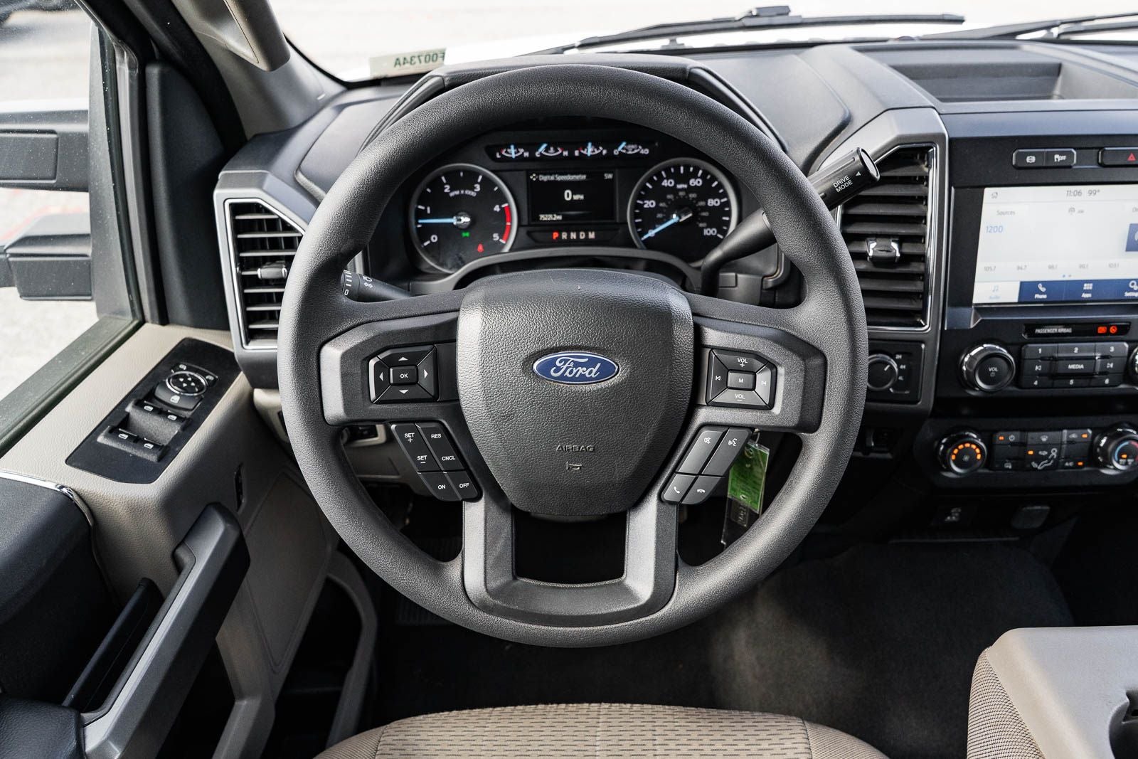 2022 Ford F-350SD XLT DRW