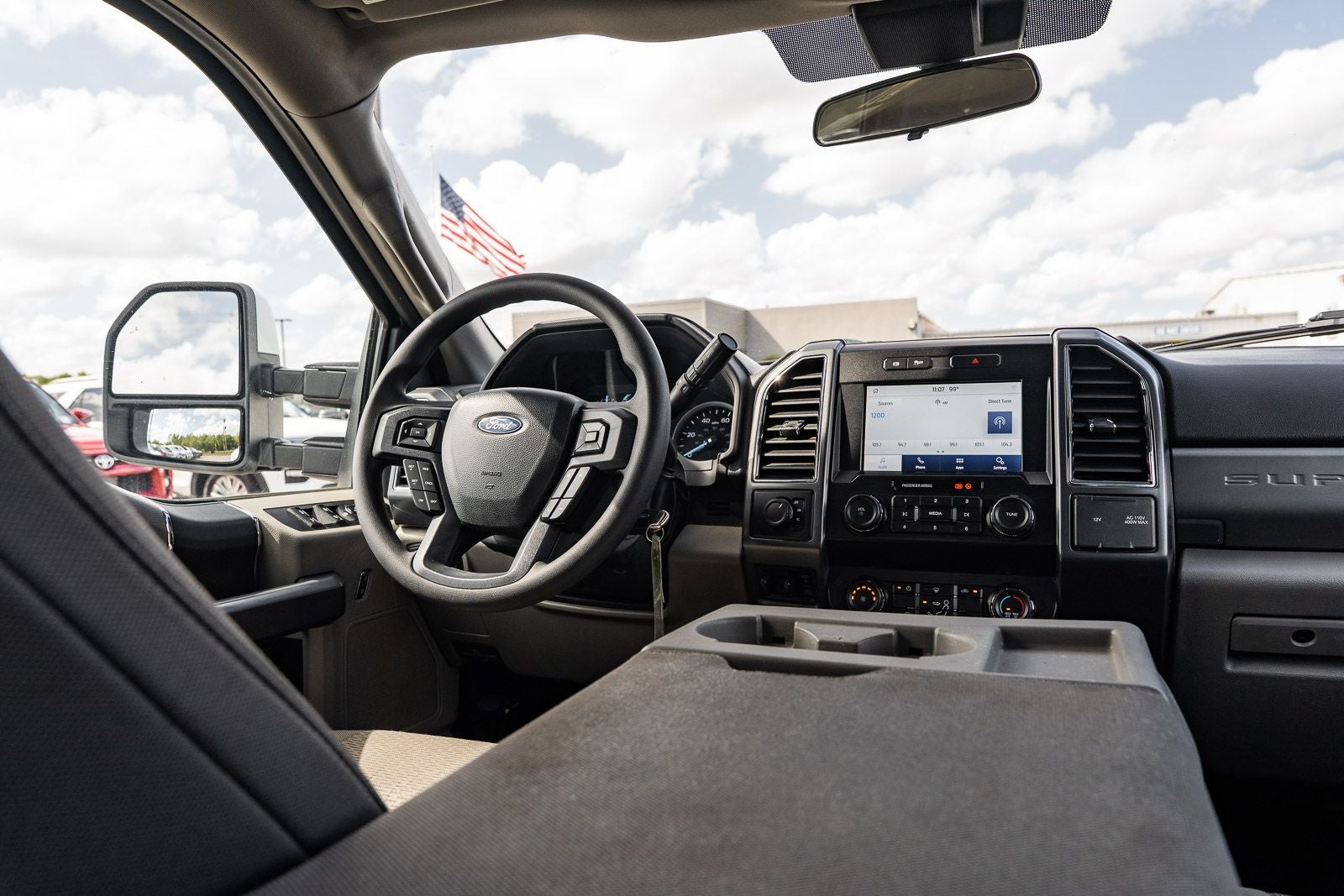 2022 Ford F-350SD XLT DRW