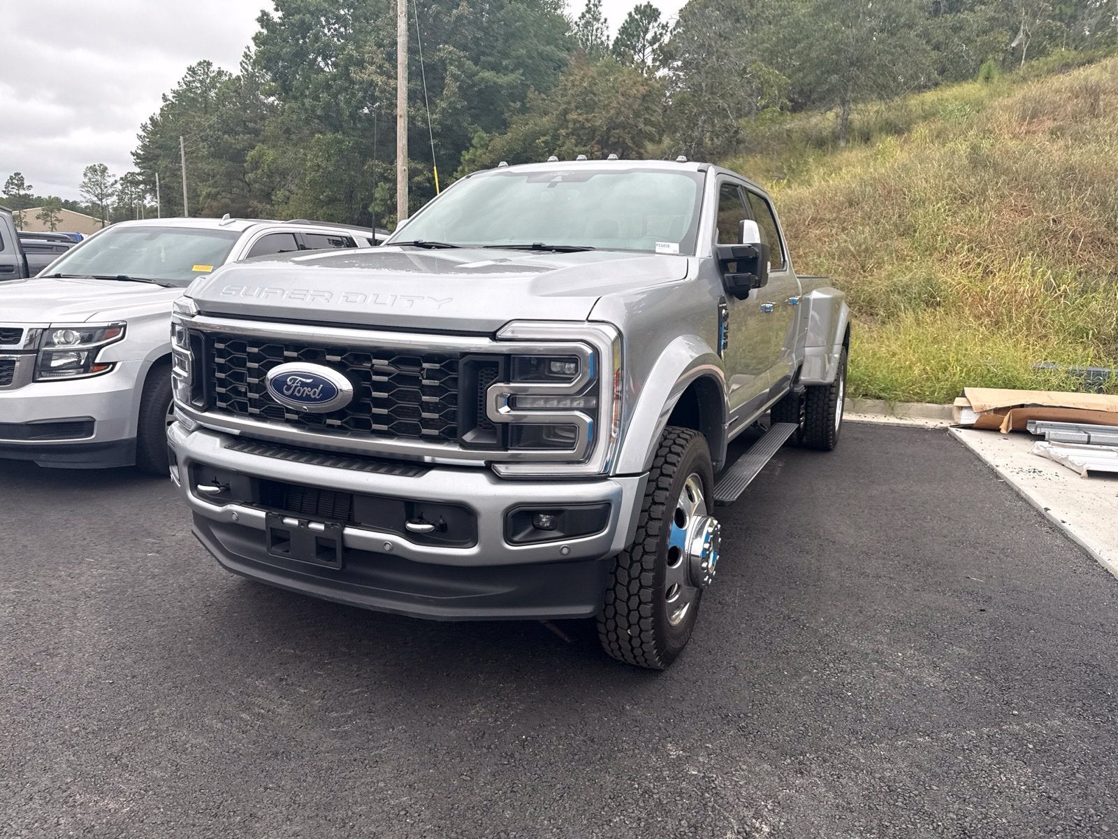2024 Ford F-450SD Platinum DRW