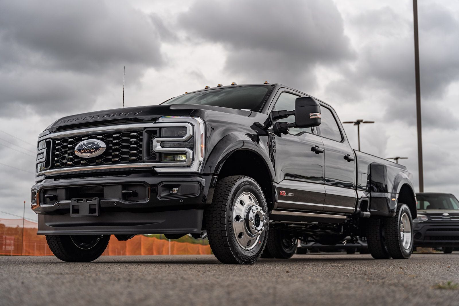 2026 Ford F-450SD Platinum DRW