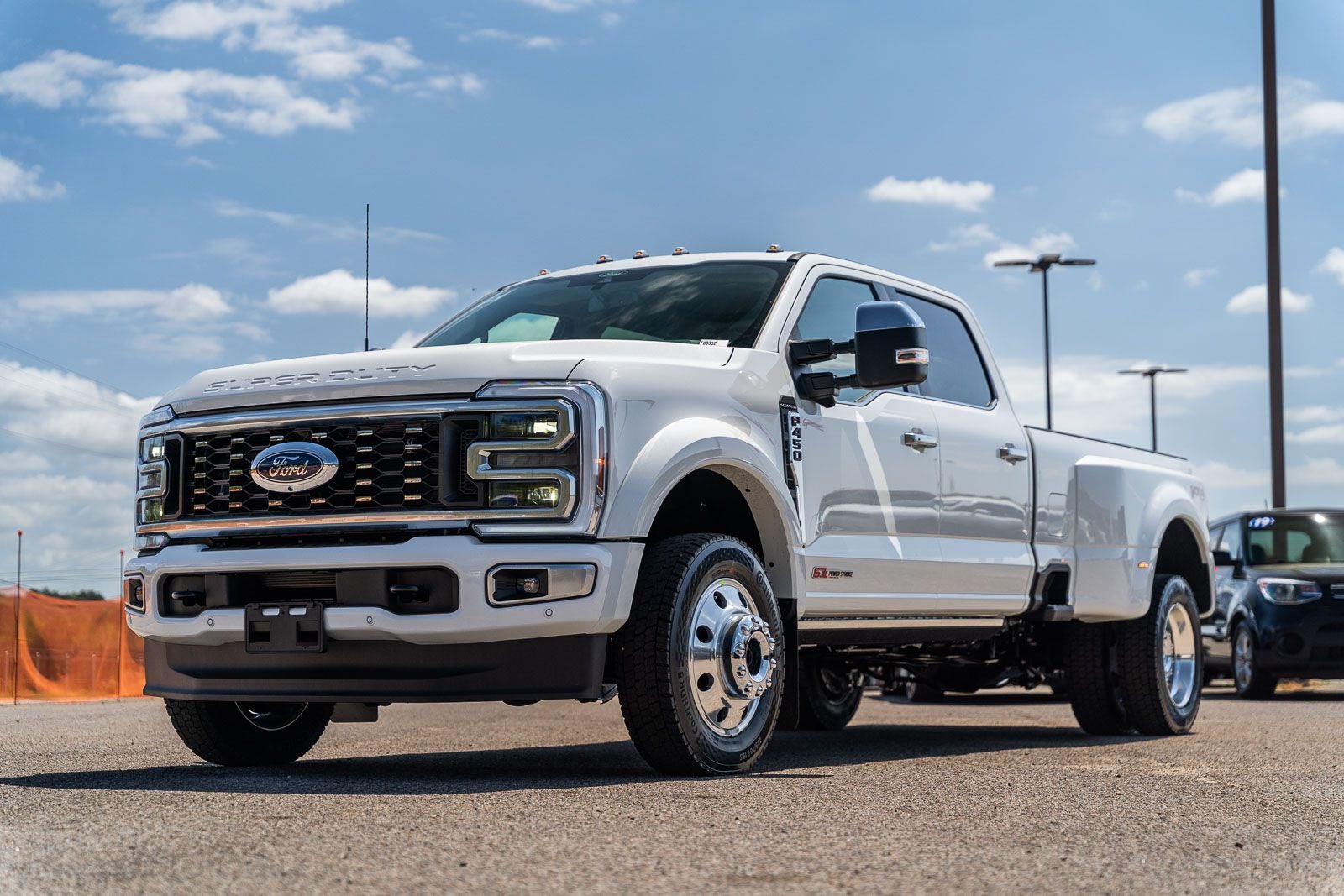 2026 Ford F-450SD Platinum DRW