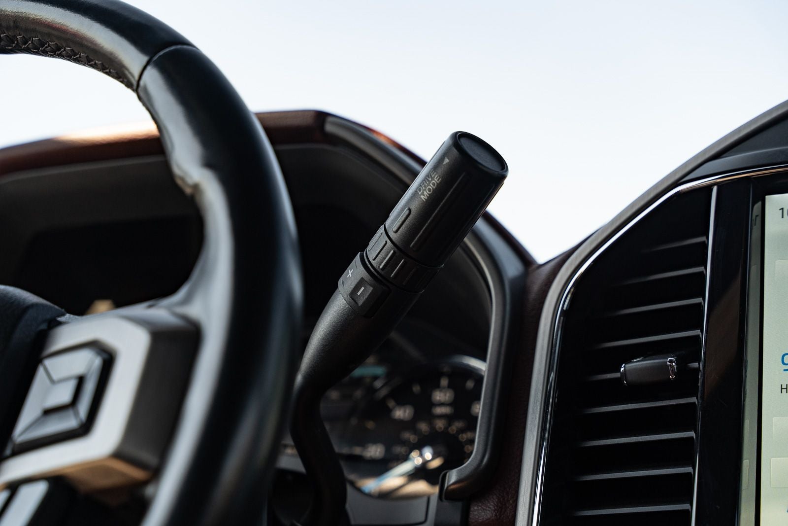 2022 Ford F-450SD Platinum DRW