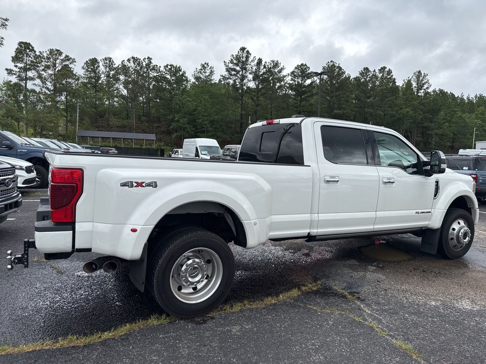 2022 Ford F-450SD Platinum DRW
