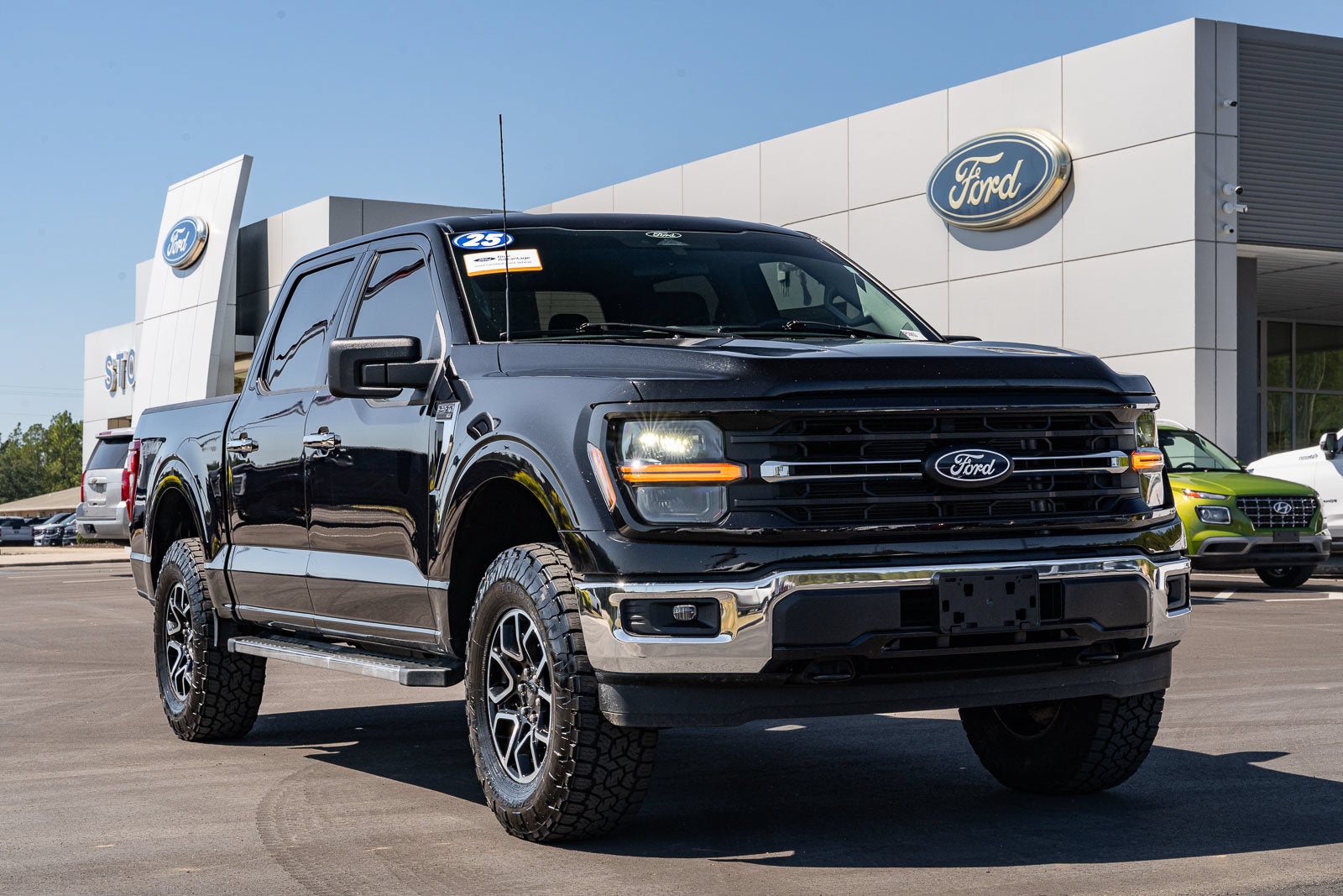 2025 Ford F-150 XLT