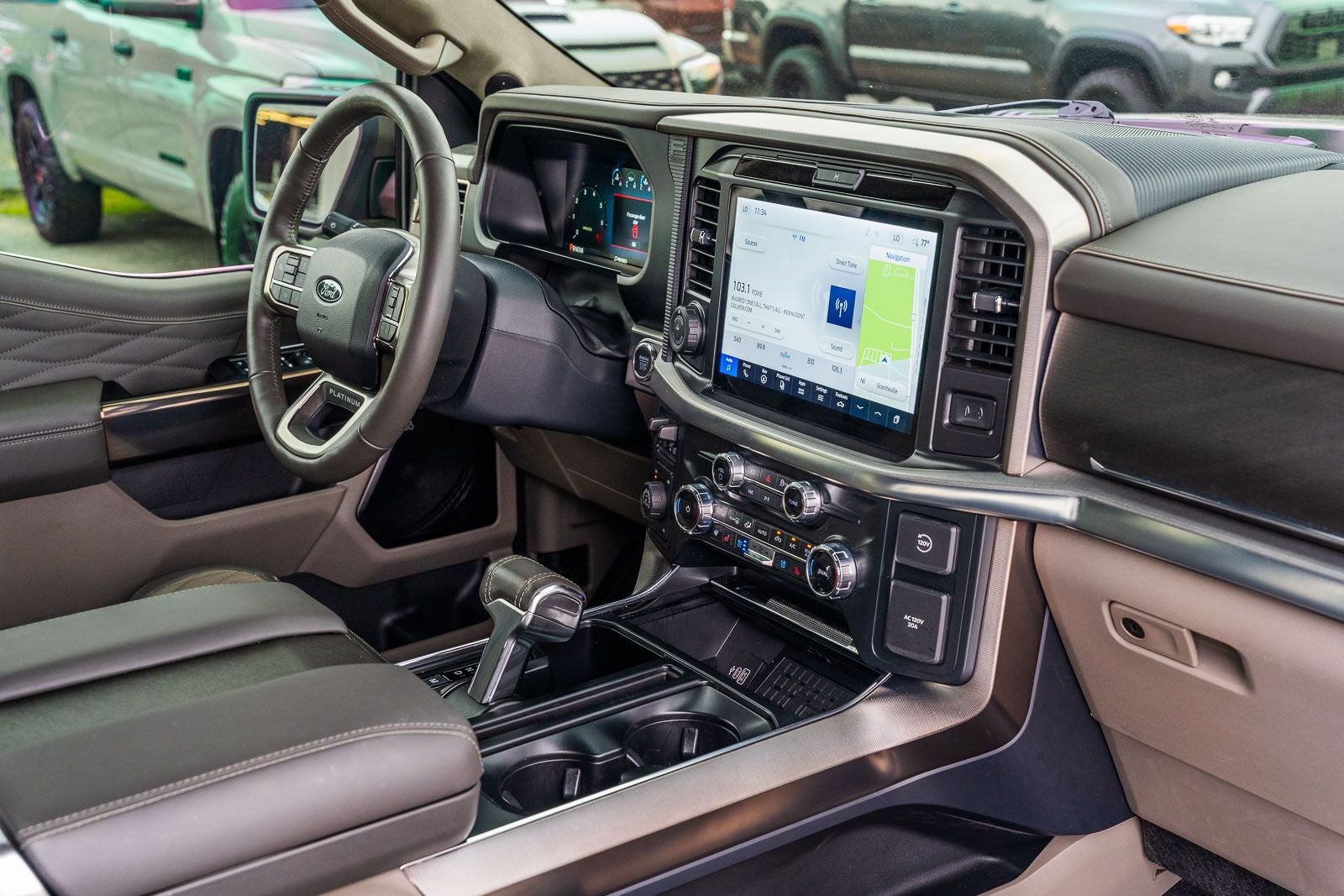 2025 Ford F-150 Platinum
