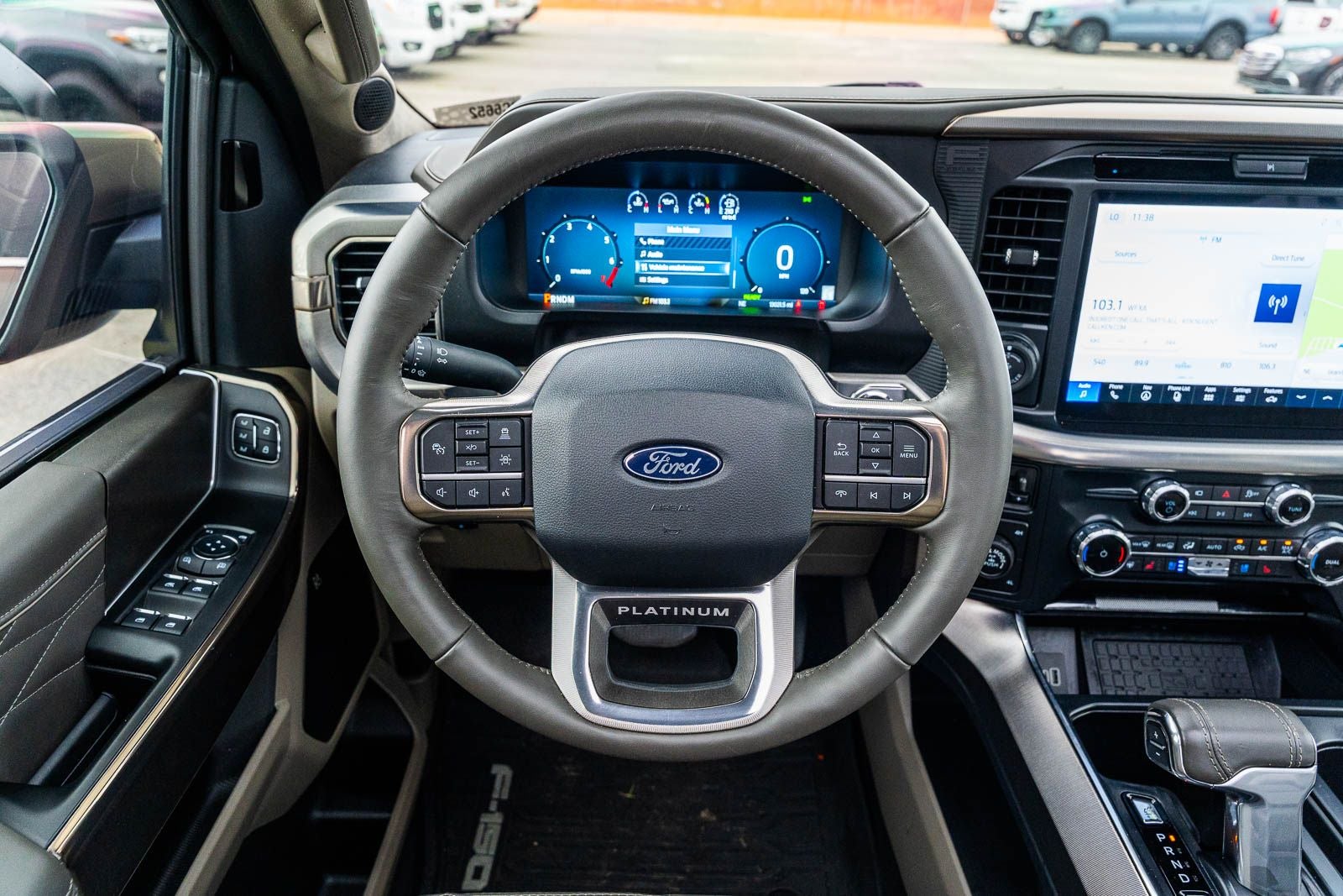 2025 Ford F-150 Platinum