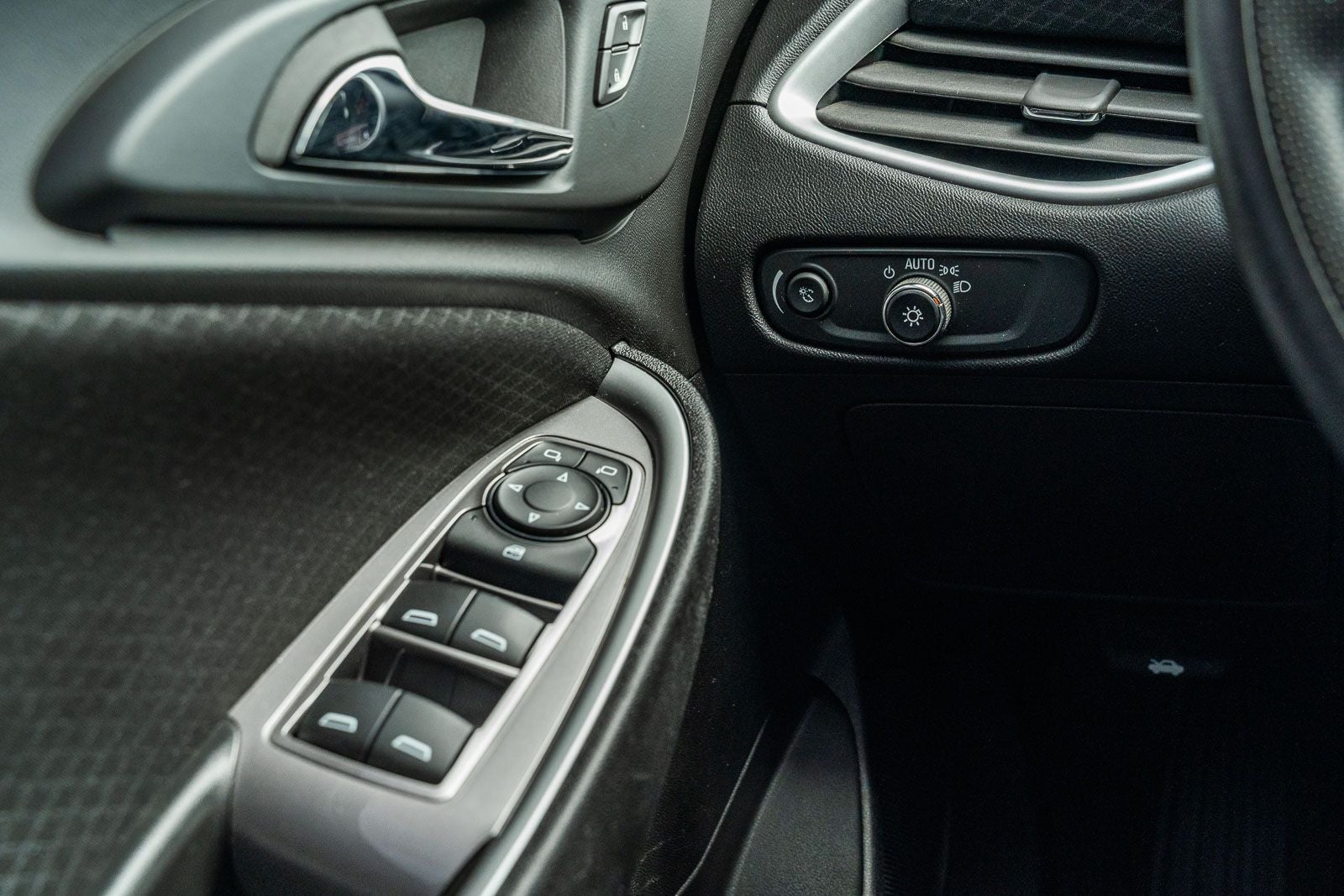 2024 Chevrolet Malibu LS 1LS