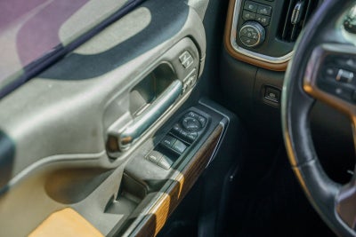 2020 Chevrolet Silverado 2500HD High Country Deluxe