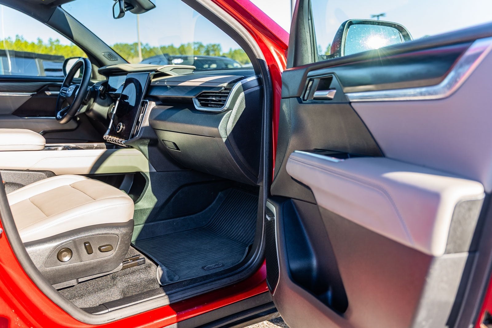 2024 GMC Acadia Elevation