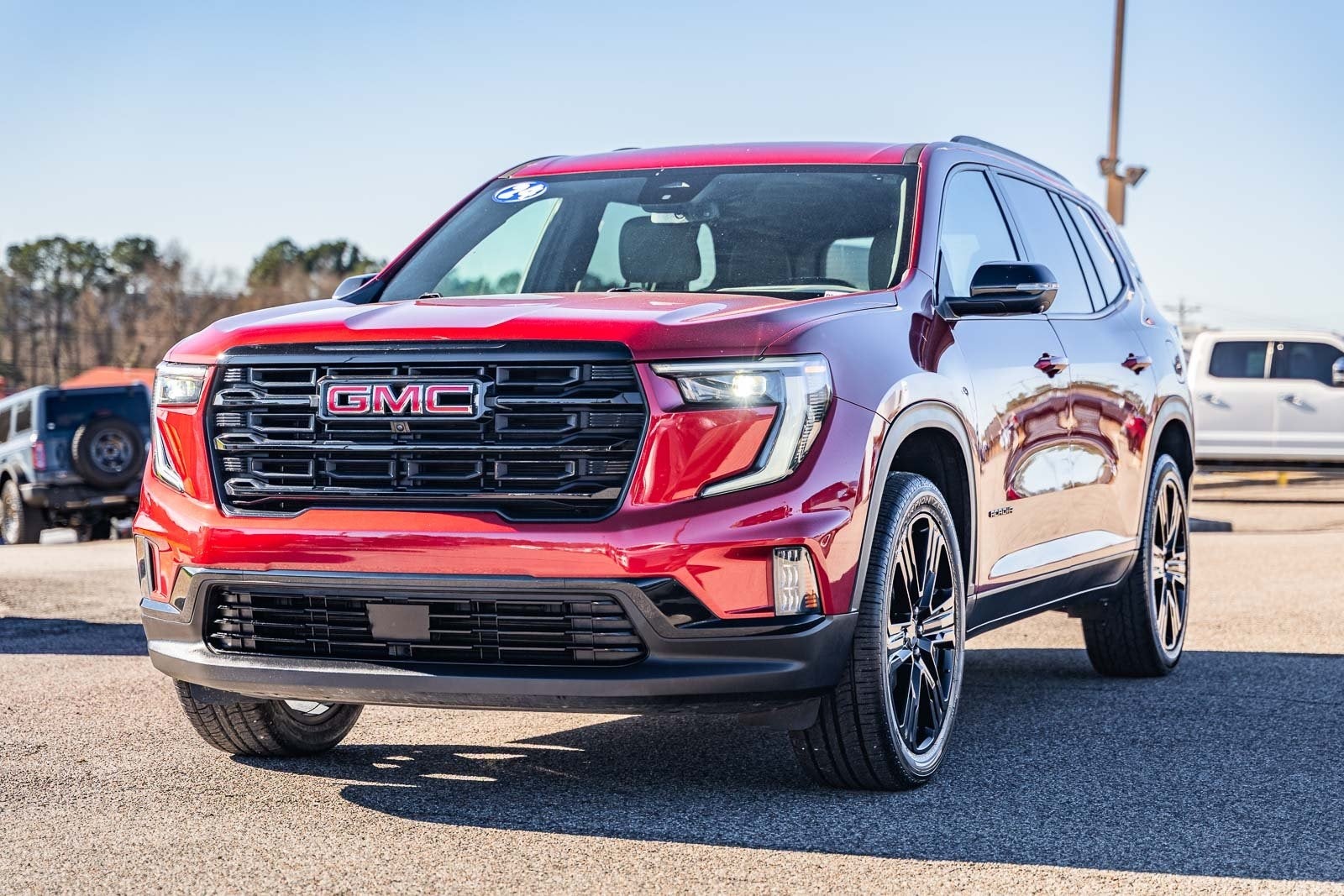 2024 GMC Acadia Elevation