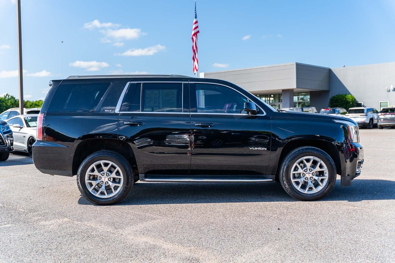 2017 GMC Yukon SLT