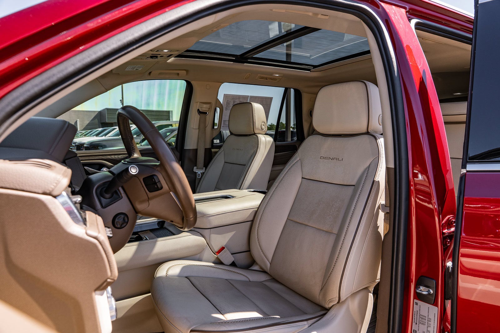 2023 GMC Yukon Denali