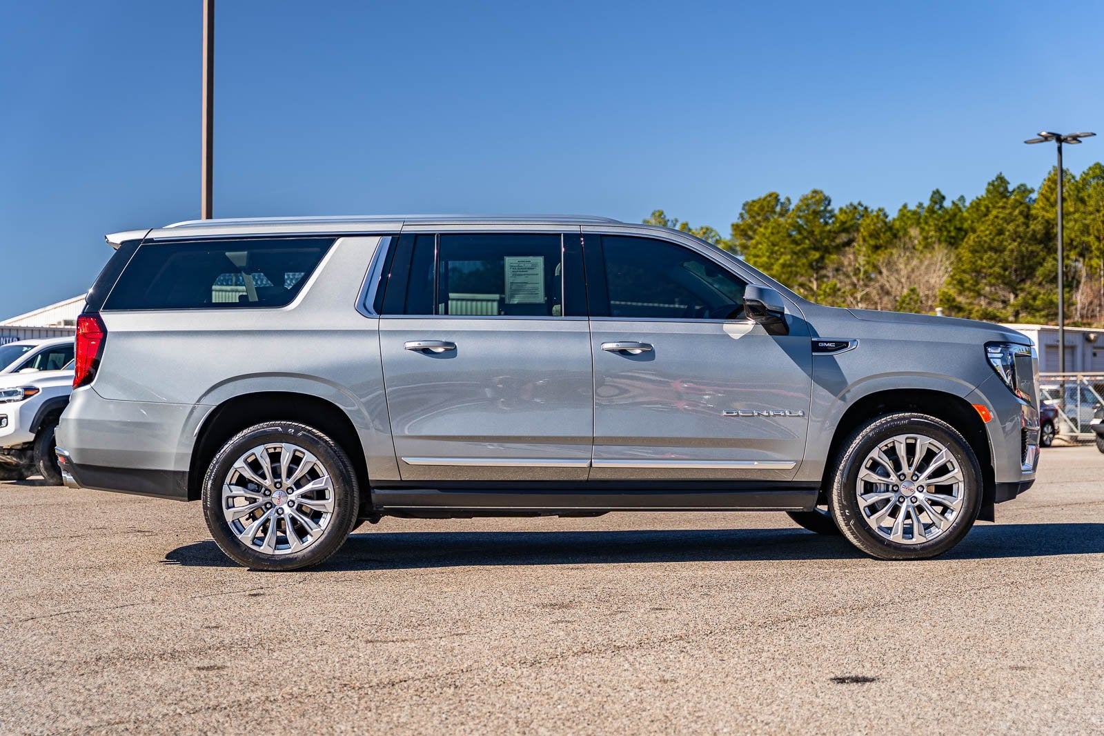 2024 GMC Yukon XL Denali