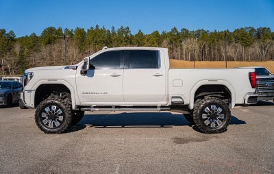 2024 GMC Sierra 2500HD Denali