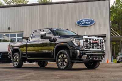 2024 GMC Sierra 2500HD Denali