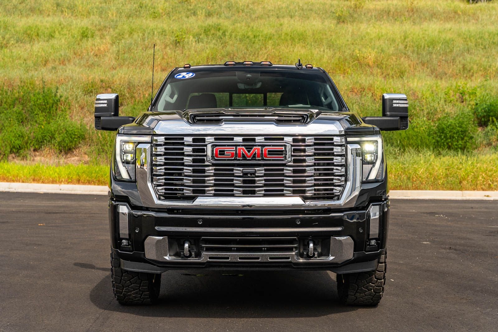 2024 GMC Sierra 2500HD Denali