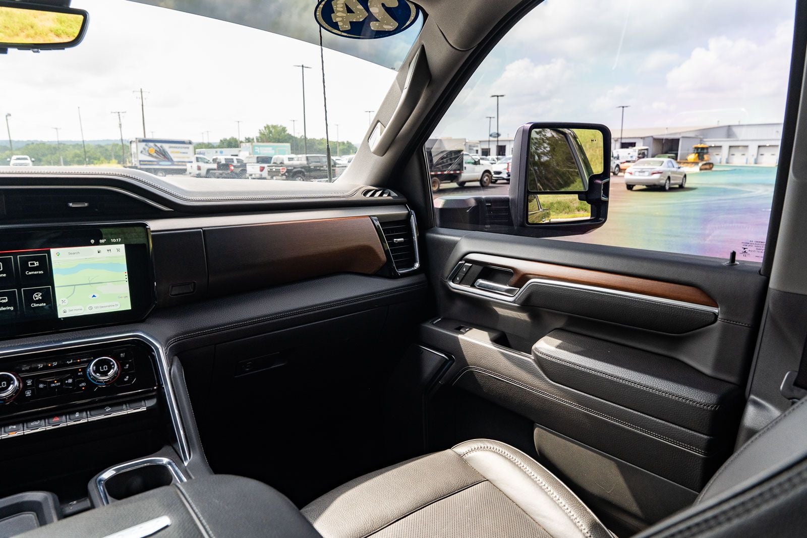 2024 GMC Sierra 2500HD Denali