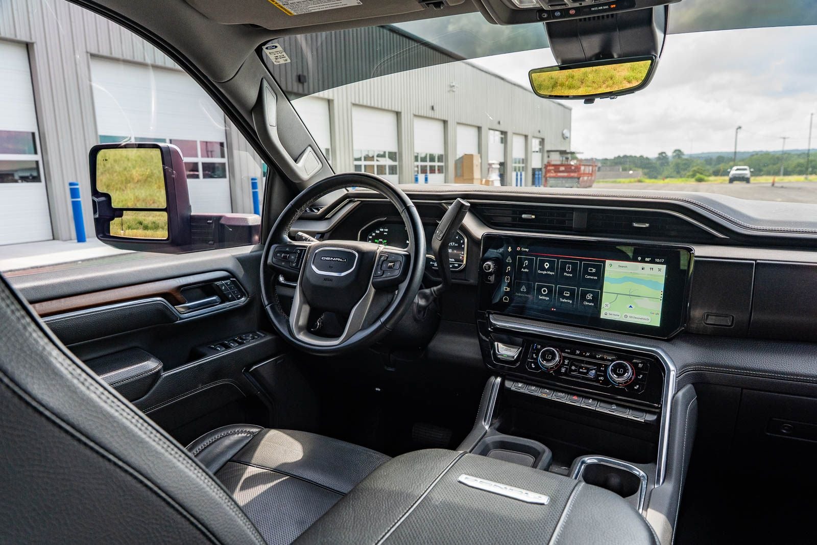2024 GMC Sierra 2500HD Denali