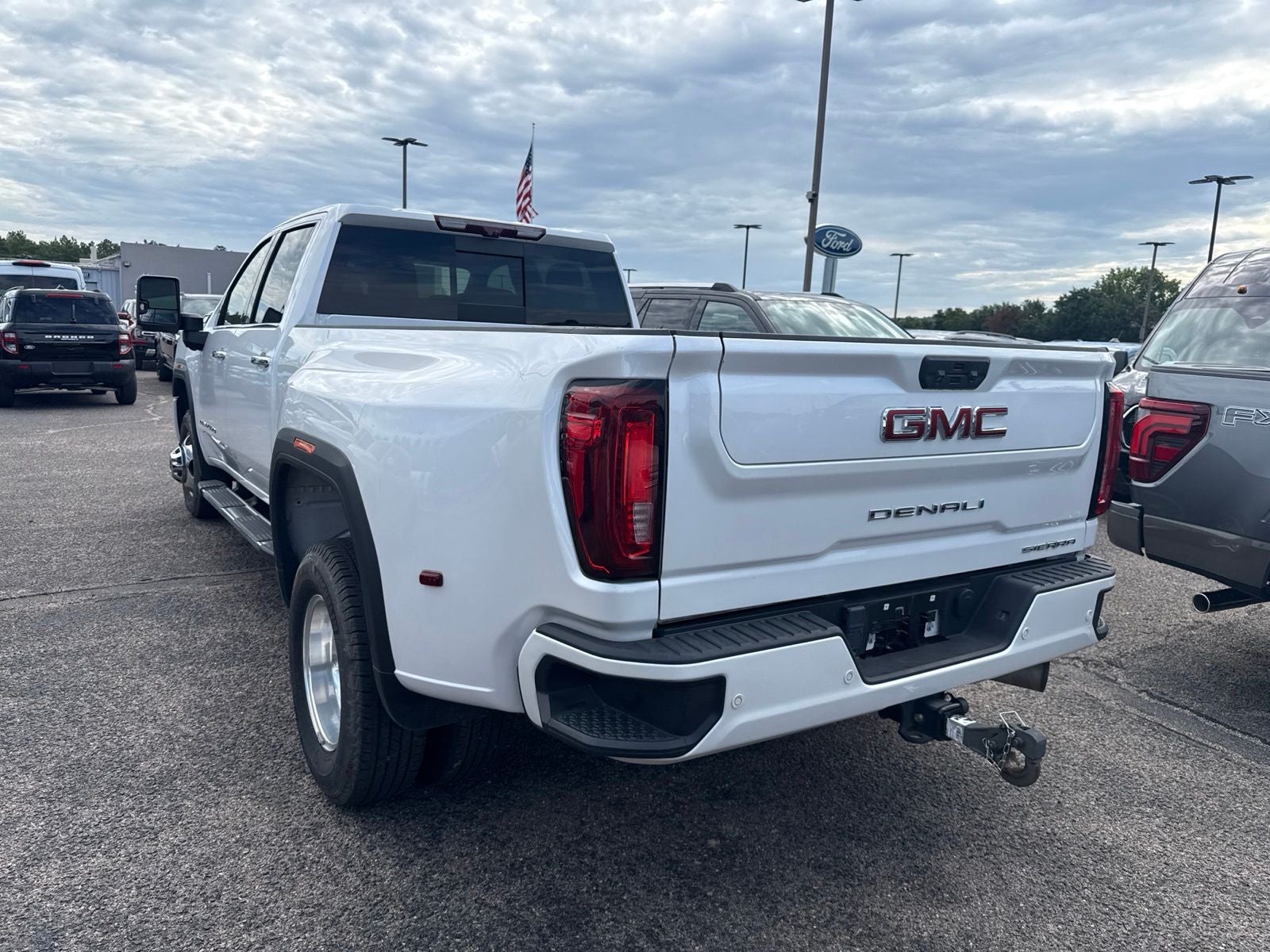 2023 GMC Sierra 3500HD Denali