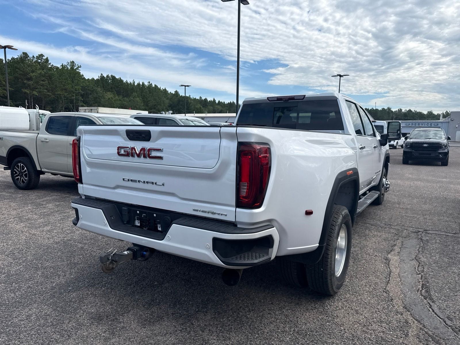 2023 GMC Sierra 3500HD Denali