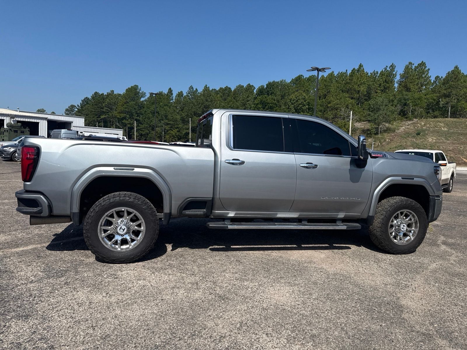 2025 GMC Sierra 2500HD Denali