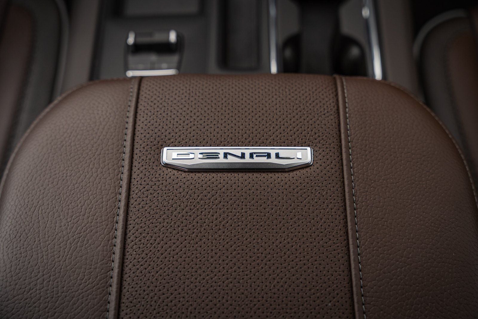 2025 GMC Sierra 3500HD Denali