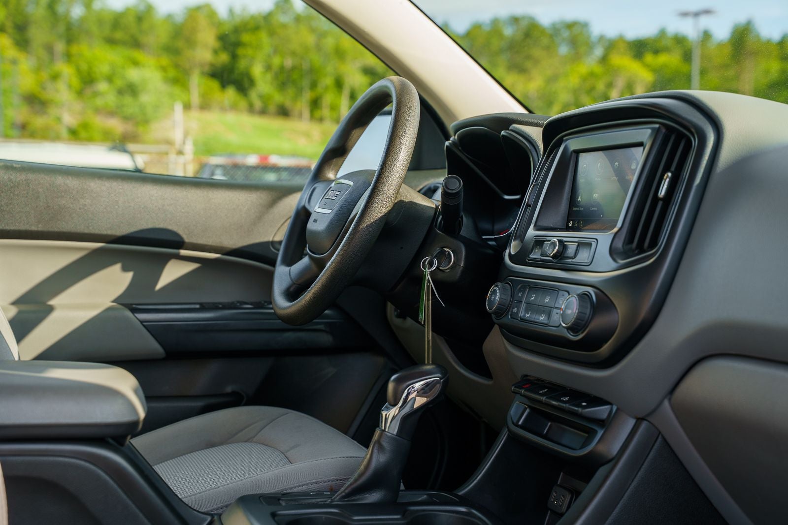 2022 GMC Canyon Elevation Standard