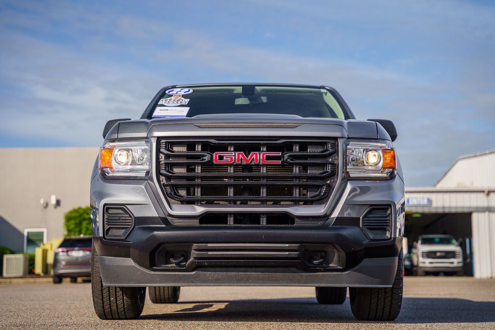 2022 GMC Canyon Elevation Standard