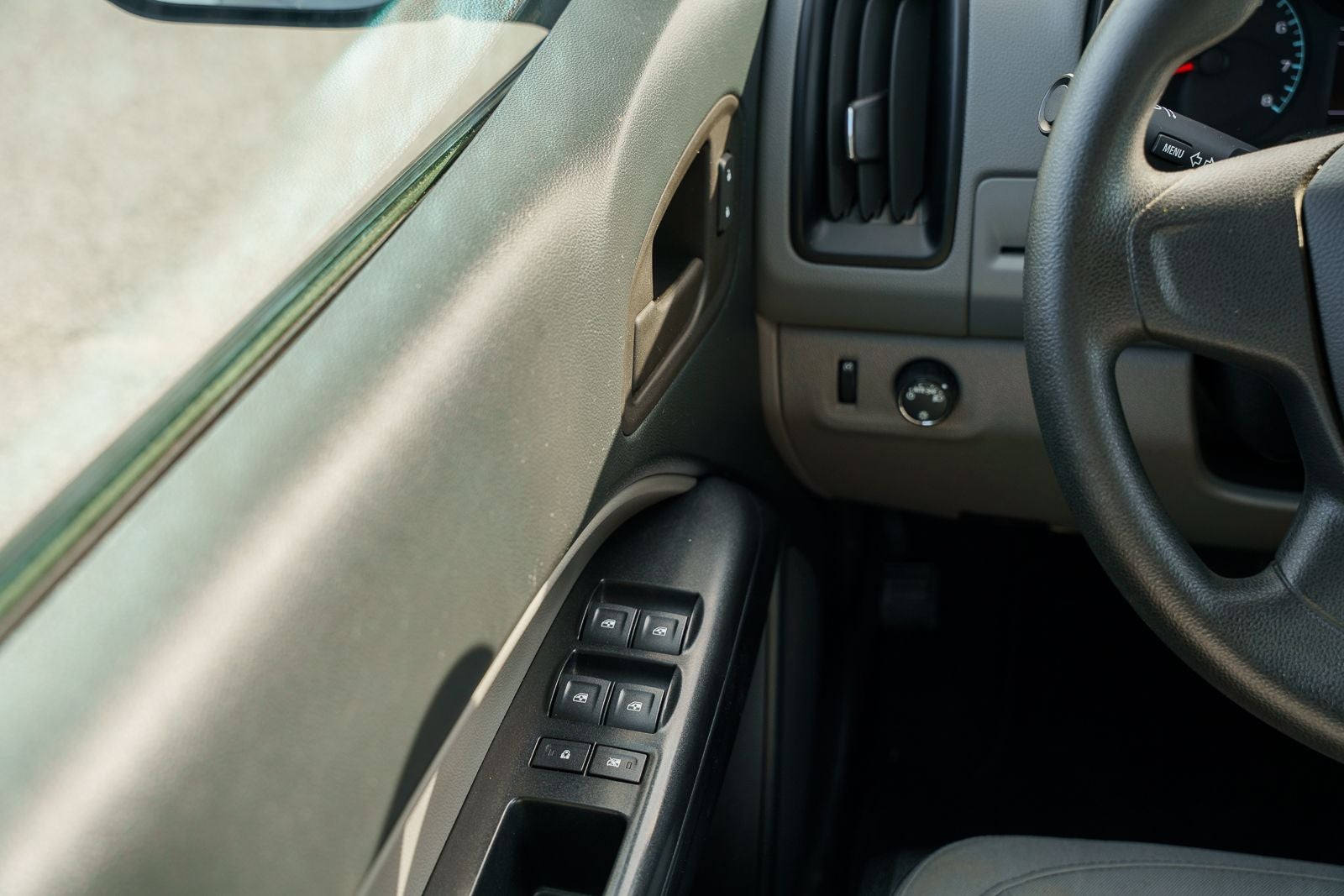 2022 GMC Canyon Elevation Standard
