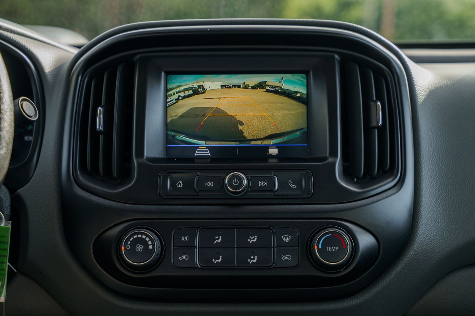 2022 GMC Canyon Elevation Standard