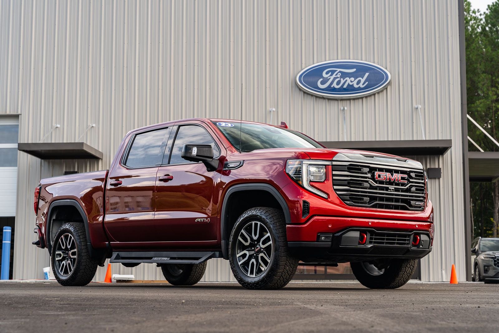 2023 GMC Sierra 1500 AT4
