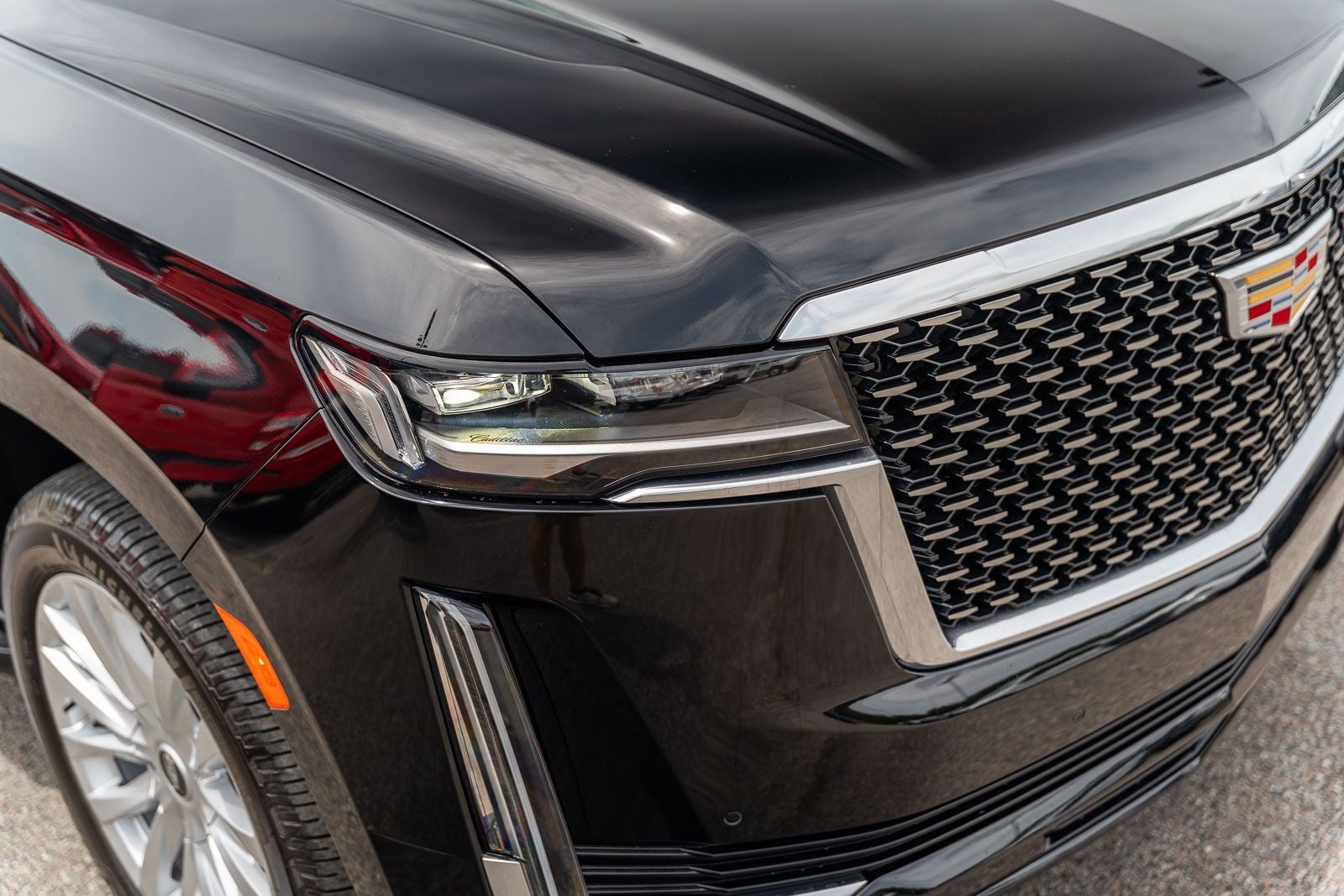 2024 Cadillac Escalade Luxury