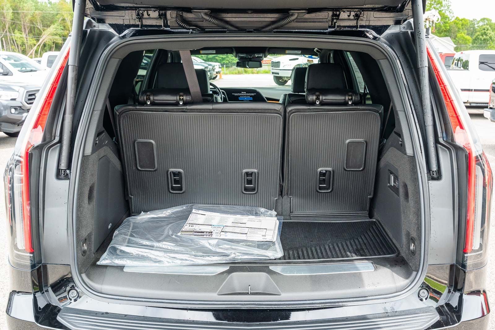 2024 Cadillac Escalade Luxury