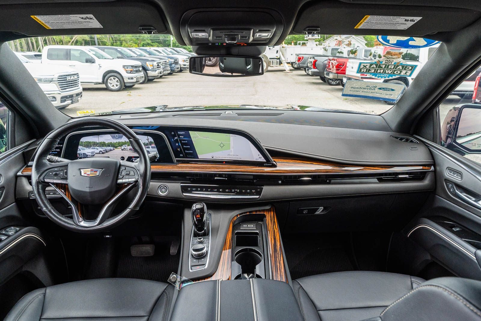 2024 Cadillac Escalade Luxury